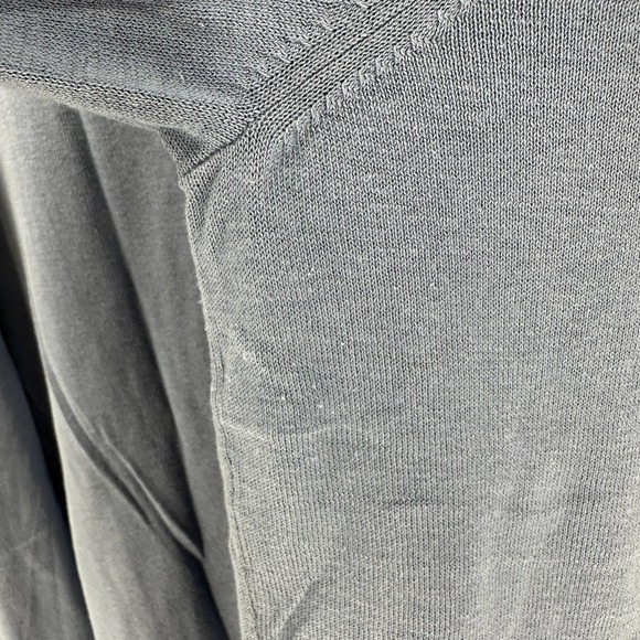 Kenneth Cole V-Neck Silk Blend Knit Top Blue READ DESCRIPTION - Picture 5 of 10